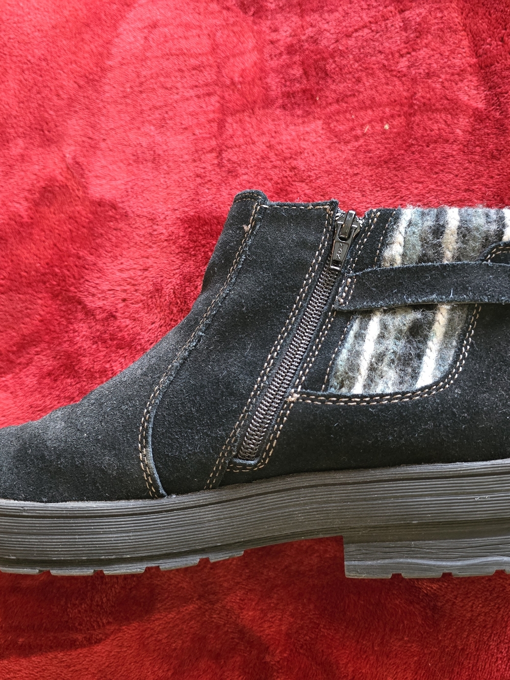 Earth Origins Tate Black Suede Ankle Boot, size 12